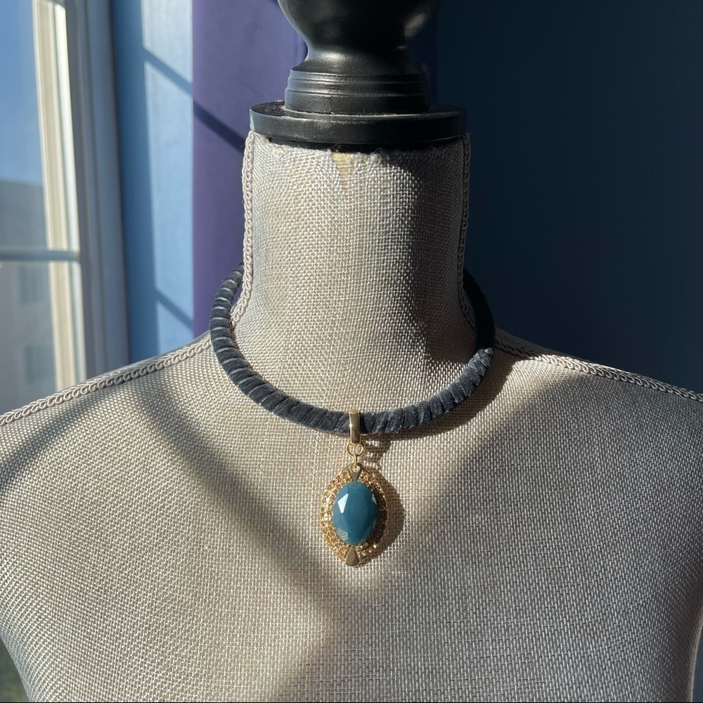 Necklace - Picture 3 of 4